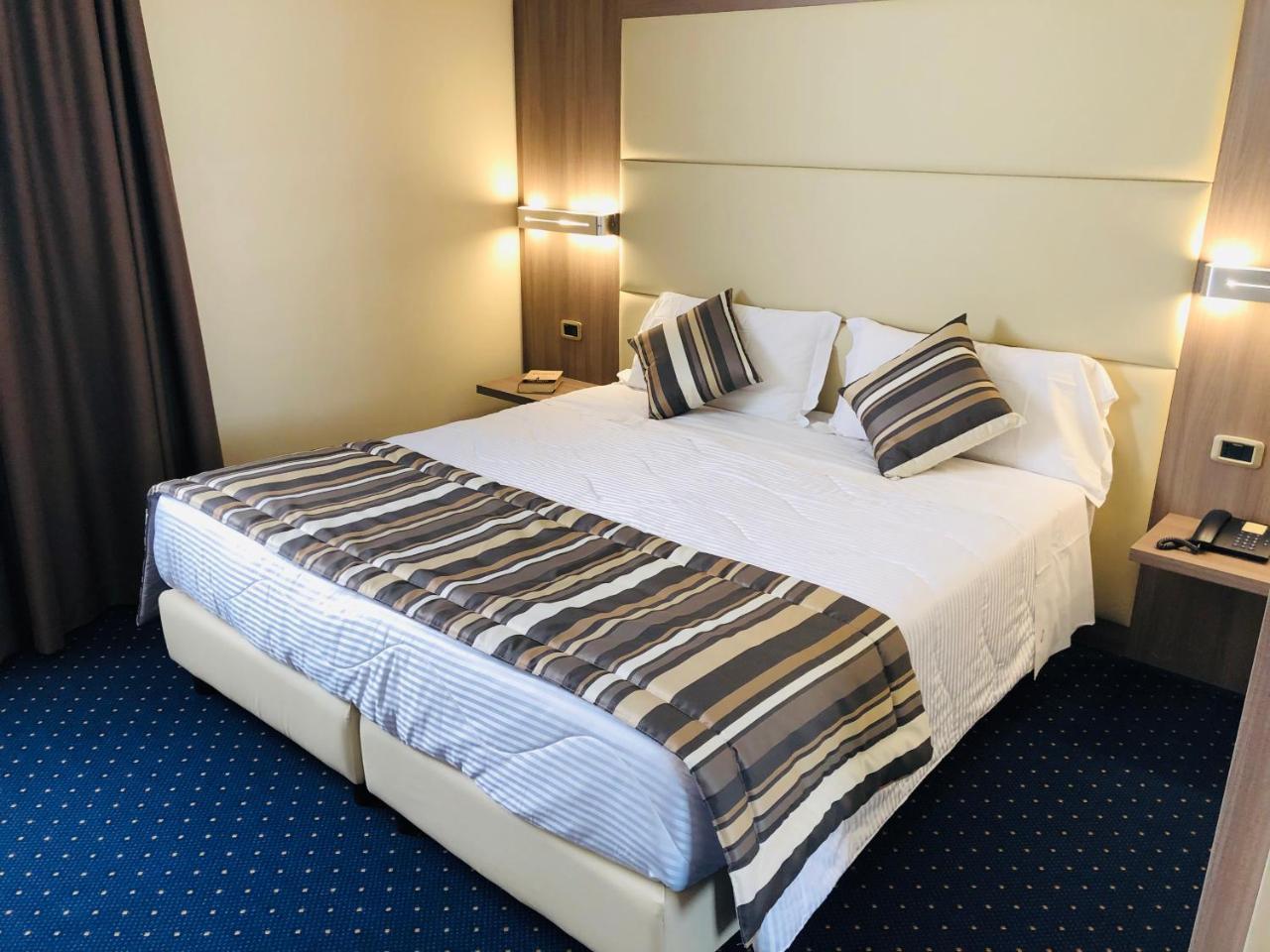 Roma Domus Hotel Ponzano Romano Luaran gambar